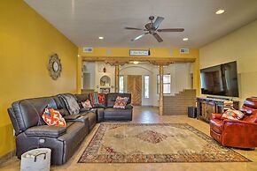 Rustic Las Cruces Escape - 2 Mi to Nmsu!
