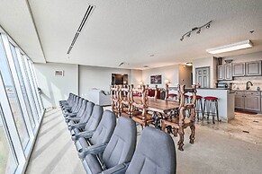 Shop & Dine: Fort Worth Condo w/ Racetrack Views!