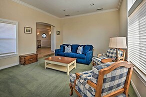 Luxe Vista Getaway w/ Private Pool & Hot Tub!