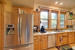 'moose Lodge' Cabin w/ Entertainment Gazebo!