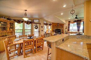 'moose Lodge' Cabin w/ Entertainment Gazebo!