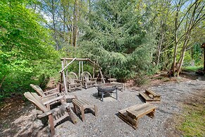 'moose Lodge' Cabin w/ Entertainment Gazebo!