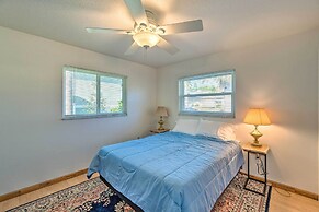 Punta Gorda Home With Backyard ~ 1 Mile to Dtwn!