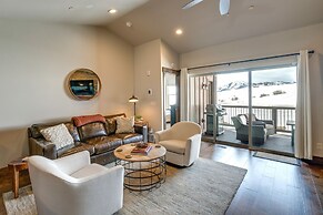 Spacious Home w/ Mtn View < 6 Mi to Park City!