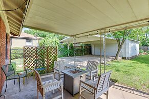 7 Mi to Dtwn Dallas: Cozy Home w/ Yard!