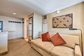 Spacious Ski In/ Ski Out Condo w/ Fireplace & View