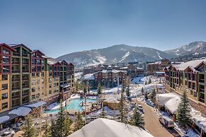 Ski-in/ski-out Park City Condo: Fireplace & View!
