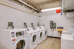 Ski-in/ski-out Park City Condo: Fireplace & View!