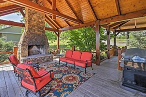 Luxury Family Retreat - Greers Ferry Lake!