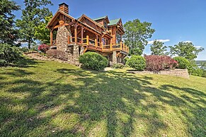 Luxury Family Retreat - Greers Ferry Lake!