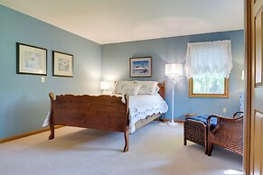 Calm Stewartstown Cottage on 90 Acres w/ Barn