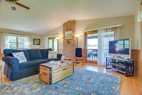 Calm Stewartstown Cottage on 90 Acres w/ Barn