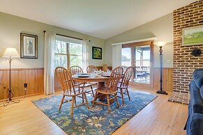 Calm Stewartstown Cottage on 90 Acres w/ Barn