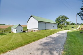 Calm Stewartstown Cottage on 90 Acres w/ Barn