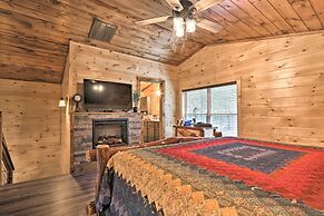 Pigeon Forge Cabin w/ Hot Tub: 1 Mi to Parkway