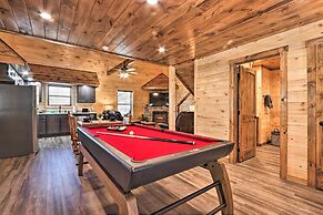 Pigeon Forge Cabin w/ Hot Tub: 1 Mi to Parkway