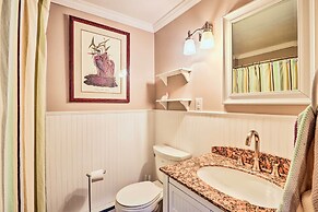 Waterfront Cottage on Sawmill Bay w/ Deck!