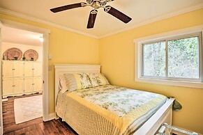 Waterfront Cottage on Sawmill Bay w/ Deck!