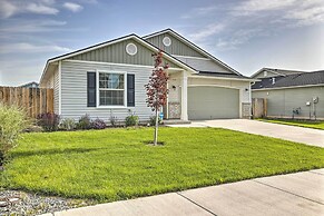 Spacious Family Home w/ Large Deck & Fire Pit!