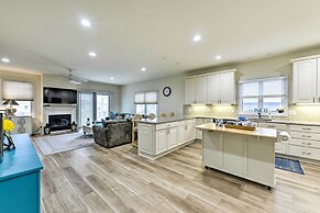 Sunny Brigantine Townhome: Walk to Beach