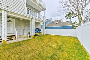 Sunny Brigantine Townhome: Walk to Beach