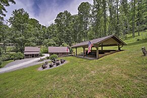 Mountain Escape w/ Hiking ~ 5 Mi to Bryson City!