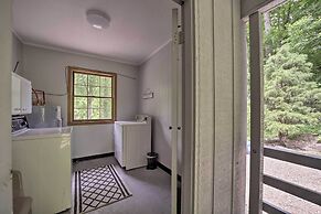 Mountain Escape w/ Hiking ~ 5 Mi to Bryson City!