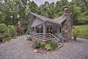 Mountain Escape w/ Hiking ~ 5 Mi to Bryson City!