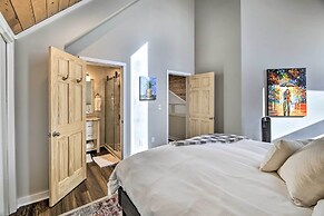 Updated Kingsport Home w/ Deck + Mtn Views!