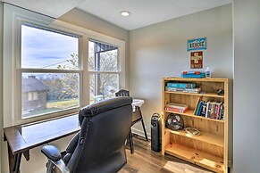 Updated Kingsport Home w/ Deck + Mtn Views!