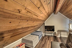 Updated Kingsport Home w/ Deck + Mtn Views!