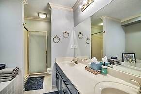 Lake Barkley Home With Fire Pit & Private Dock!