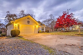 Lake Barkley Home With Fire Pit & Private Dock!
