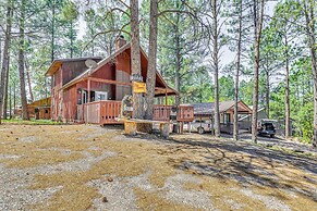 Ruidoso Family Cabin, Short Walk to Downtown!