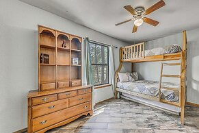 Ruidoso Family Cabin, Short Walk to Downtown!