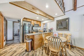 Ruidoso Family Cabin, Short Walk to Downtown!