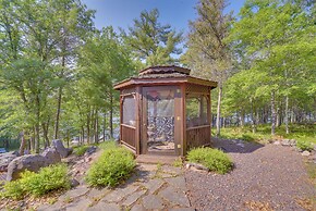 Bright Minong Vacation Rental on Little Sand Lake!