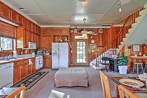 'cottage by the Pond' on Gorgeous Expansive Estate