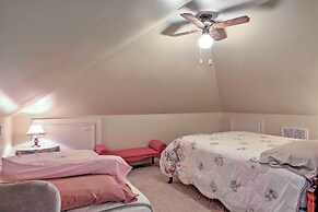 'cottage by the Pond' on Gorgeous Expansive Estate