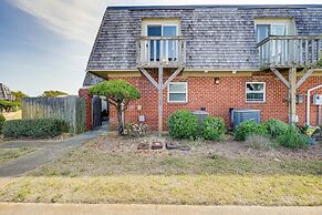 Kitty Hawk Vacation Rental: 1 Mi to Beaches!