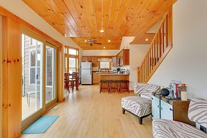 Pet-friendly Hancock Home on the Delaware River!