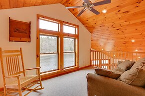 Pet-friendly Hancock Home on the Delaware River!