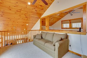 Pet-friendly Hancock Home on the Delaware River!