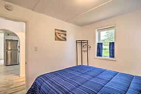 3 Mi to Lake Michigan: The Country Cottage