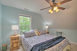 Yogis Paradise w/ Deck ~ 1 Mi to Yogaville!