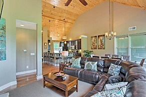 Lake-view Silver Point Condo by Hurricane Marina!