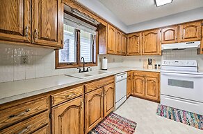 Spacious Bella Vista Home ~ 5 Mi to Lake!