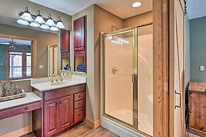 Gorgeous Franklin Getaway w/ Deck, Mountain Views!