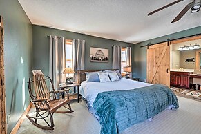 Gorgeous Franklin Getaway w/ Deck, Mountain Views!