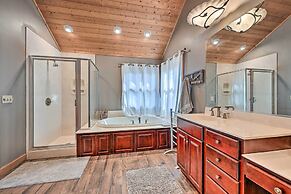 Gorgeous Franklin Getaway w/ Deck, Mountain Views!
